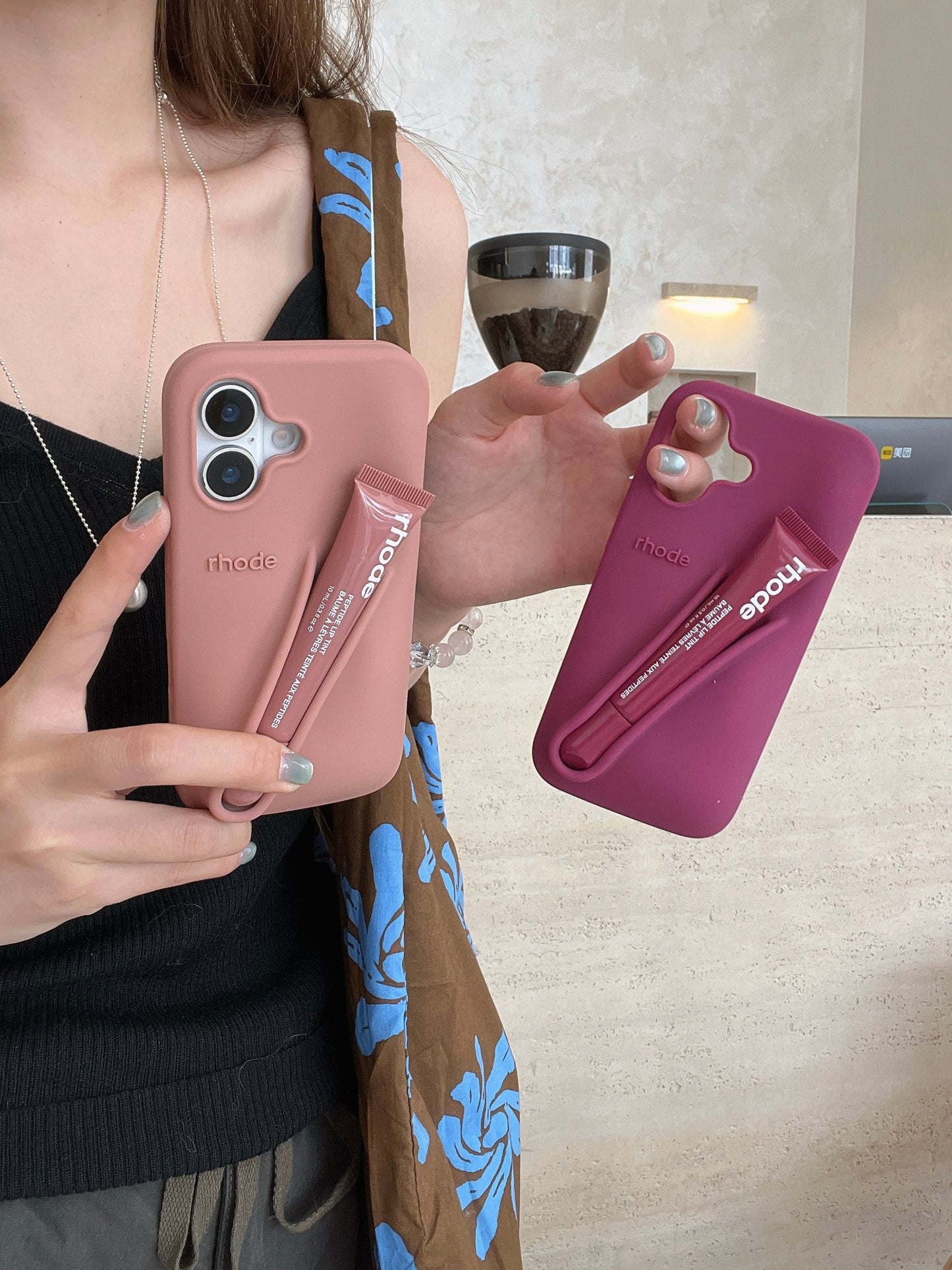Frendorf |  3D Silikon Lippenstift Handyhülle für iPhone