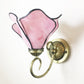 Metall Messing Wandlampe Gewunden Arm 1-Licht Tiffany Wandhängelampe mit geometrisch geschnittenem Glasschirm