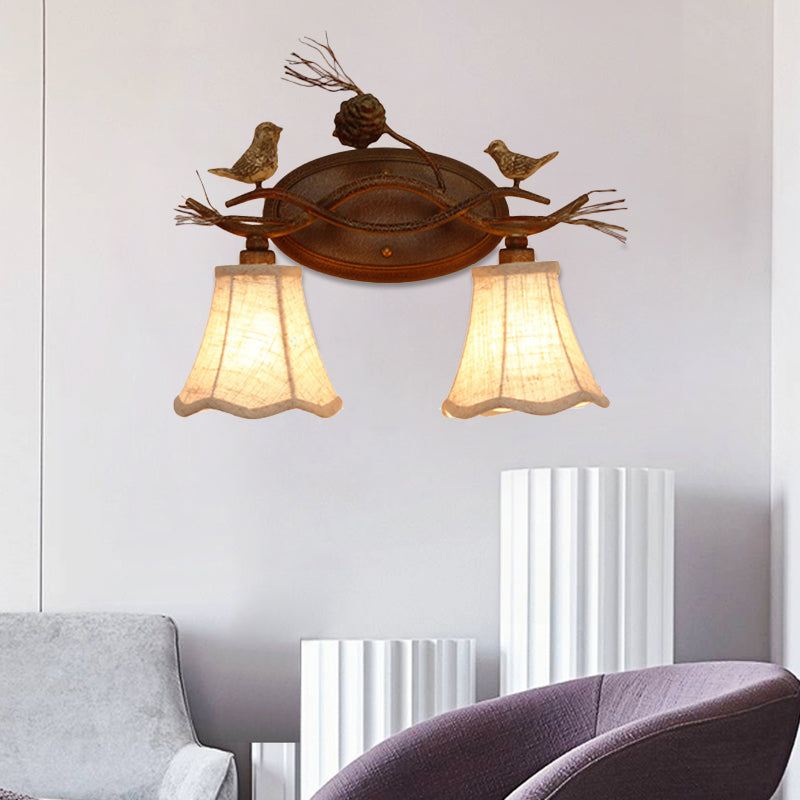 Rust Scalloped Wandbeleuchtung Traditionelle Metall 2/3 Lichter Schlafzimmer Wandleuchte Lampe mit weißem Stoffschirm
