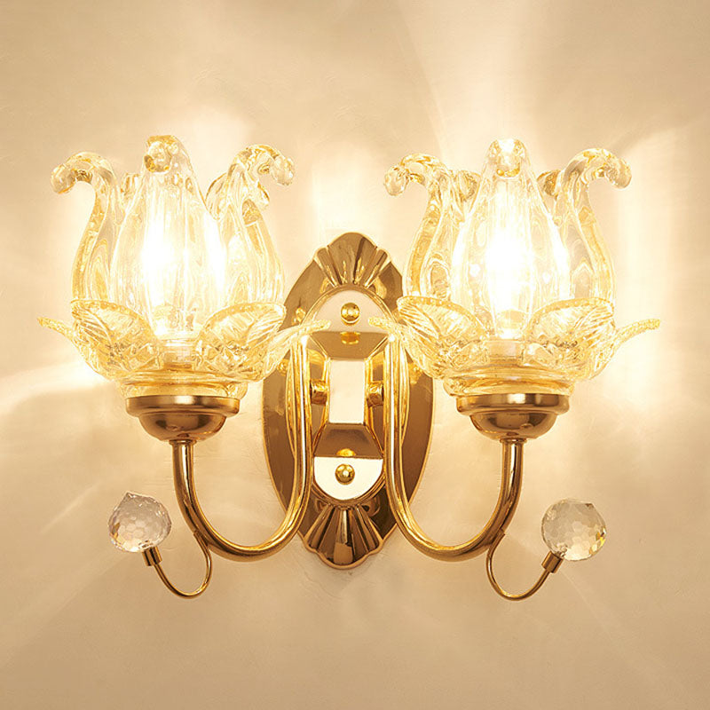 Frendorf | Kromming Wandgemonteerde Lamp Hedendaagse Metallische Gouden Wandlamp met Geometrische Glazen Schaduw