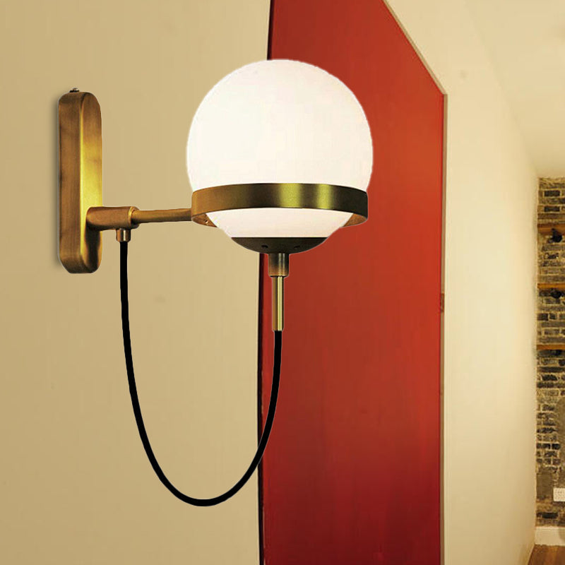 Frendorf | Zwarte/gouden Globe Wandverlichting Moderne Duidelijk/Matglas 1 Licht Woonkamer Wandlamp Fixture