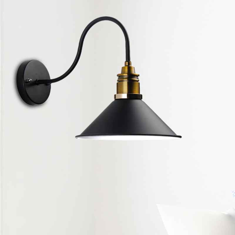 Frendorf | 1 Licht Pendelleuchte Industrielle Metallkegel Bronze/Schwarz/Weiß Hängelampe für Innenräume mit gebogenem Arm