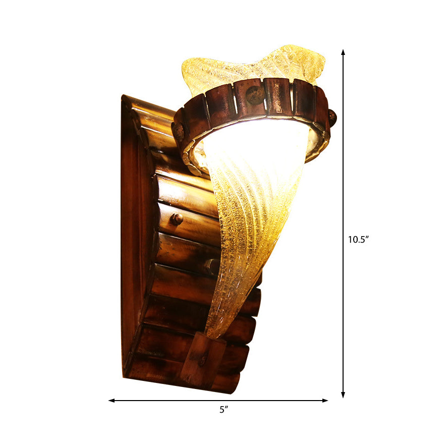 Frendorf | Ein Wandlicht mit Blüten-Schirm Gelbes Texturiertes Glas Rustikale Innenwandleuchte in Bronze