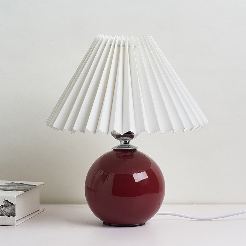 Globe Nachttischlampe Keramik Modern Nachttischbeleuchtung mit konischem plissiertem Schirm