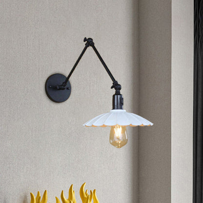 Frendorf | Schwarz/Weiß Wellenförmige Wandlampe mit Schwenkarm Vintage Stilvolles Metall 1 Glühbirne Wohnzimmer Wandleuchte Beleuchtung