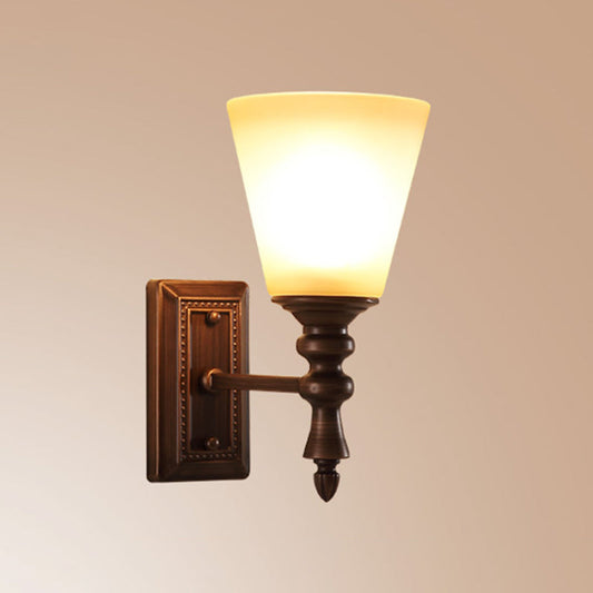 Frendorf | 1-Licht Crème Glas Wandlamp Vintage Bruine Conus Shade Woonkamer Wand Gemonteerde Lamp