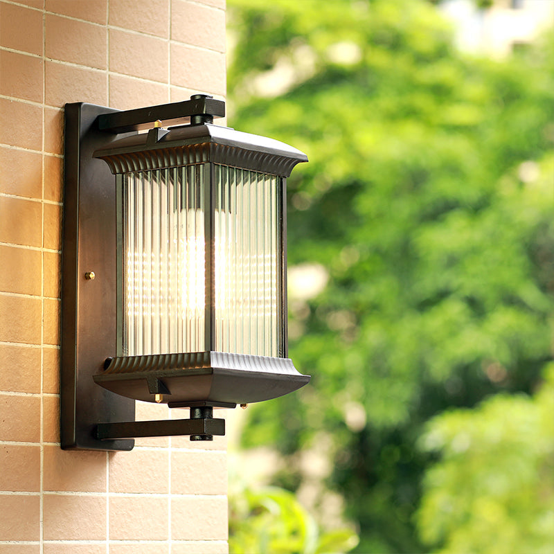 Frendorf | Geribbelte Glazen Rechthoekige Schaduw Wandlamp Classic Single Buiten Wandverlichting Fixture in Koffie