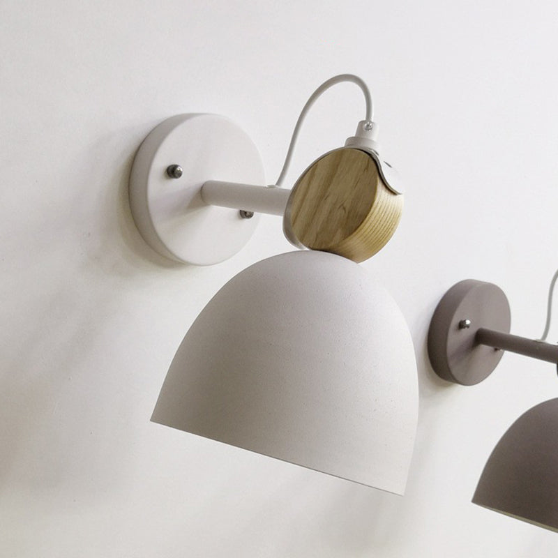 Frendorf | Eenvoudige Bel Wandlamp Bevestiging Metaal Enkele Lamp Slaapkamer Wandgemonteerde Lamp met Cirkel Houten Achterplaat