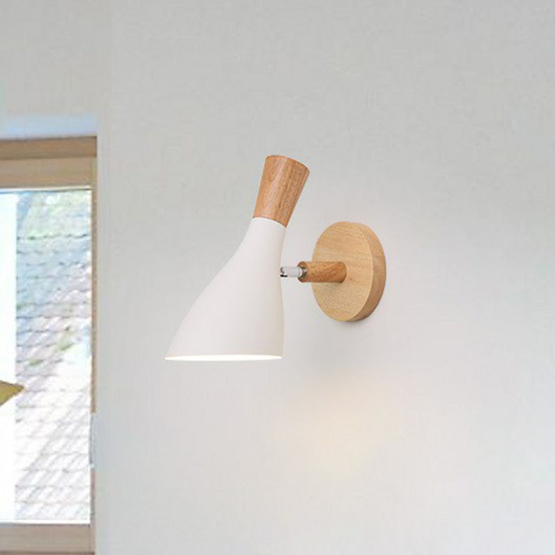 Frendorf | Metallic Swivel Shade Wandleuchte Macaron 1 Glühbirne Schlafzimmer Wandleuchte aus Holz