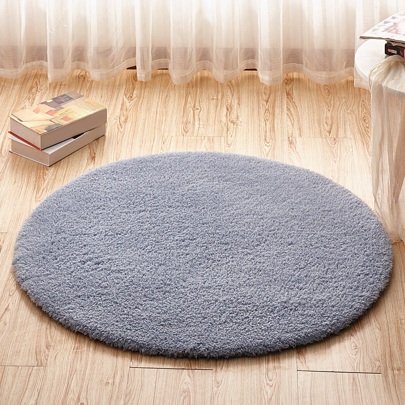 Einfacher Einfarbiger Teppich Mehrfarbiger Fleece Teppich Maschinenwaschbar Anti-Rutsch-Rücken Teppich für Schlafzimmer