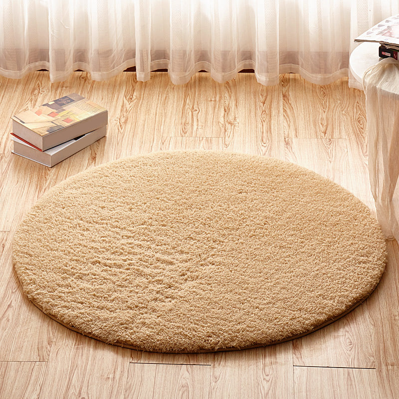 Einfacher Einfarbiger Teppich Mehrfarbiger Fleece Teppich Maschinenwaschbar Anti-Rutsch-Rücken Teppich für Schlafzimmer