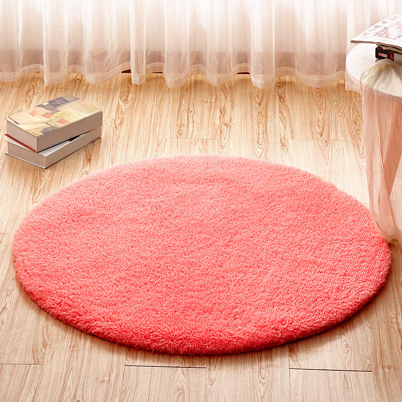 Einfacher Einfarbiger Teppich Mehrfarbiger Fleece Teppich Maschinenwaschbar Anti-Rutsch-Rücken Teppich für Schlafzimmer