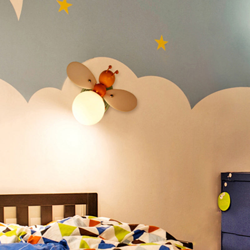 Frendorf | Bijenkorf Kinderslaapkamer Wandlamp Verlichting Metallic Enkel Moderne Wandlamp met Globe Crème Glazen Lampenkap in Geel