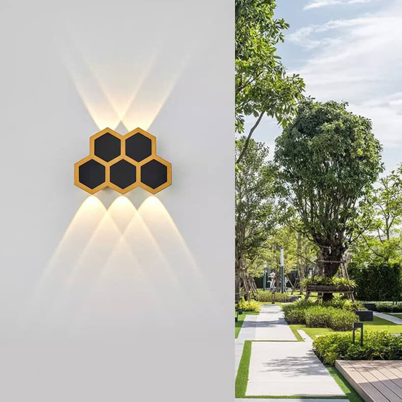 Frendorf | LumoHex Prime | Modernes Outdoor LED Wandlicht | Hexagon Schwarz-Gold Kombination