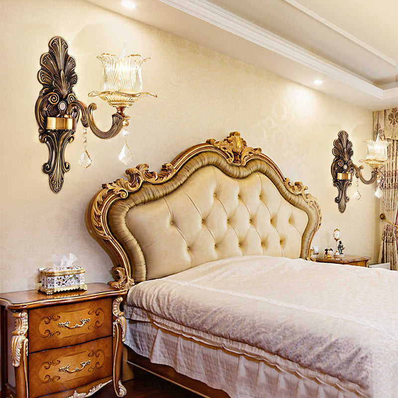 Frendorf | 1/2-Licht Wohnzimmer Wandmontage Lampe Vintage Stil Messing Wandleuchte mit Blüten klar strukturiertem Glasschirm