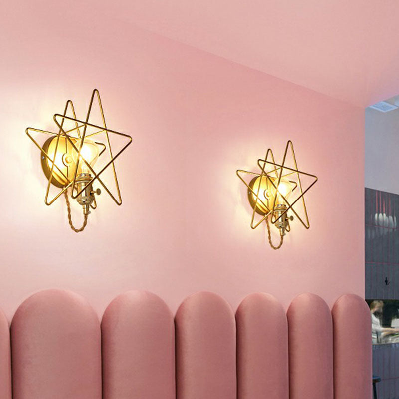 Frendorf | Star Cage Metall Wandlampe Einfachheit 1 Glühbirne Nachttisch Wandlicht Leuchte in Gold