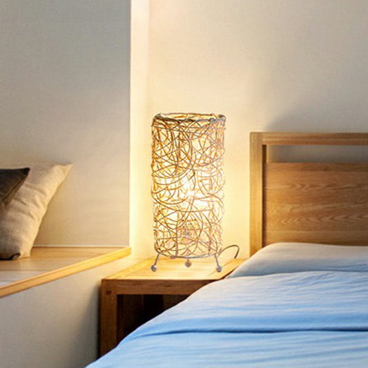 Moderner Stil Zylindrische Tischlampe Rattan Einzel-Glühlampe Wohnzimmer Nachttischbeleuchtung