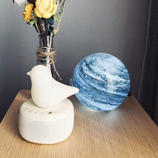 Buntglas-Kosmos-Planet-Nachttischlampe Dekorative 1-Glühbirne Tischbeleuchtung für Kinder