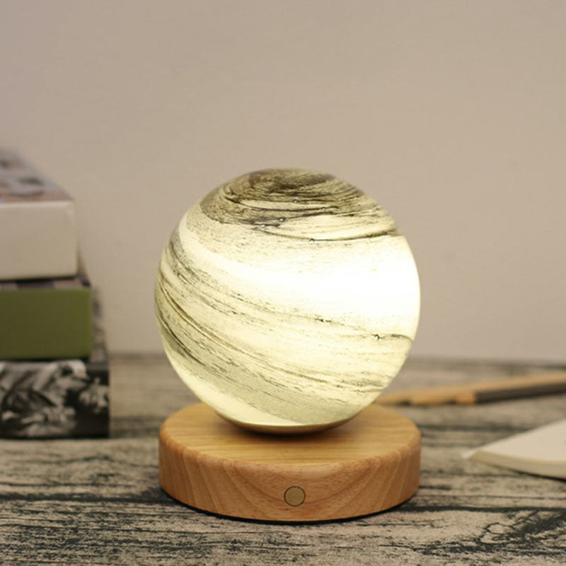 Frendorf | LunarGlow Mini Nachttischlampe – Postmoderne Tischlampe mit Holzfuß