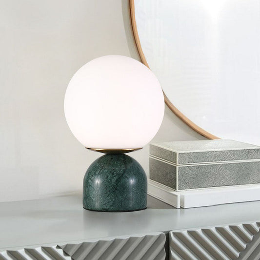 Globe Weißes Glas Nachttischlicht Nordic 1 Kopf Tischlampe mit Kuppel Marmorbasis