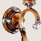 Frendorf | Traditionele Uitlopende Wandlamp 1-Kop Frosted Glass Wandlamp met Gebogen Arm in Messing voor de Woonkamer