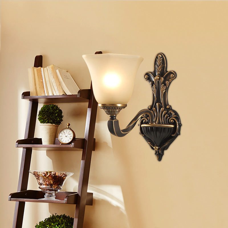 Frendorf | 1/2-licht wandlamp vintage porch wand scone met geflaird matglas in brons
