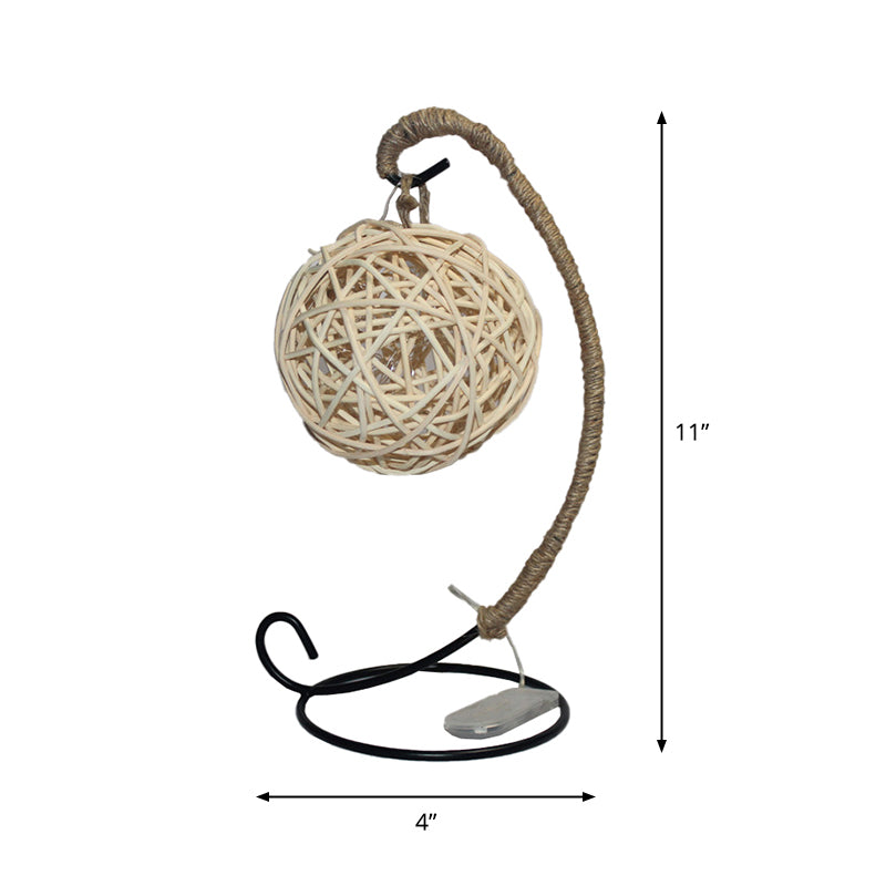Frendorf | Rattan Ball Batterij Aangedreven Nachtlamp Kids Witte LED Tafelverlichting met Gebogen Arm