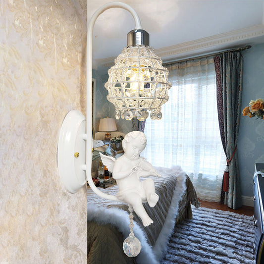 Frendorf | 1 Licht Wandscone Licht met Globe Kristal en Engel Decoratie Eenvoudige Corridors Wandmontage Licht in Wit