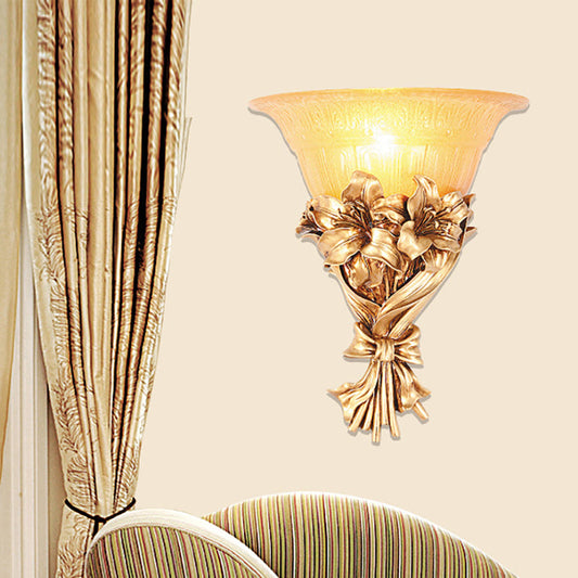 Frendorf | 1 Licht Flared Wandlamp Vintage Gouden Hars Wandlamp met Bloem/Pauwstaart Decoratie