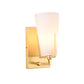Frendorf | 1-Licht Kegelförmige Wandleuchte Retro Messing Satinierte Glaswandlampe mit quadratischer Rückplatte für das Schlafzimmer