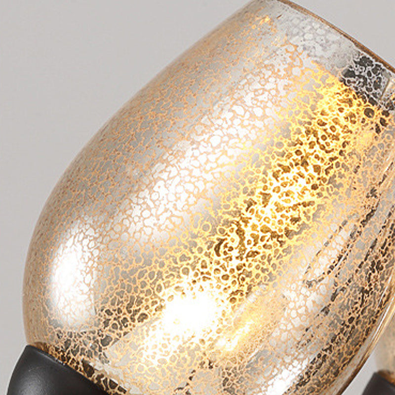 Frendorf | 1/2-Birne Handgeblasenes Glas Wandlicht Traditioneller Schwarzer Schalen-Schirm Esszimmer Wandleuchte Licht