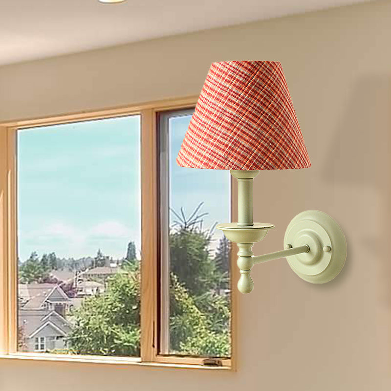 Frendorf | 1 Glühbirne Kegel Wandlampe Vintage-Stil Rot/Gelb/Blau Stoffschirm Wandbeleuchtung für Esszimmer