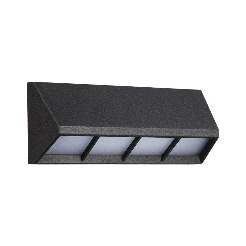 Frendorf | Matte Black Dreieckige Prism LED Wandleuchte Modern Stil Metall Wandlicht für Außenbereich