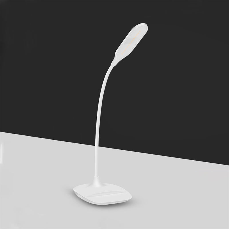 Blaue/Rosa/Weiße LED Schreibtischlampe Zeitgenössischer Stil Plastik Tischlampe für Nachttisch Studium