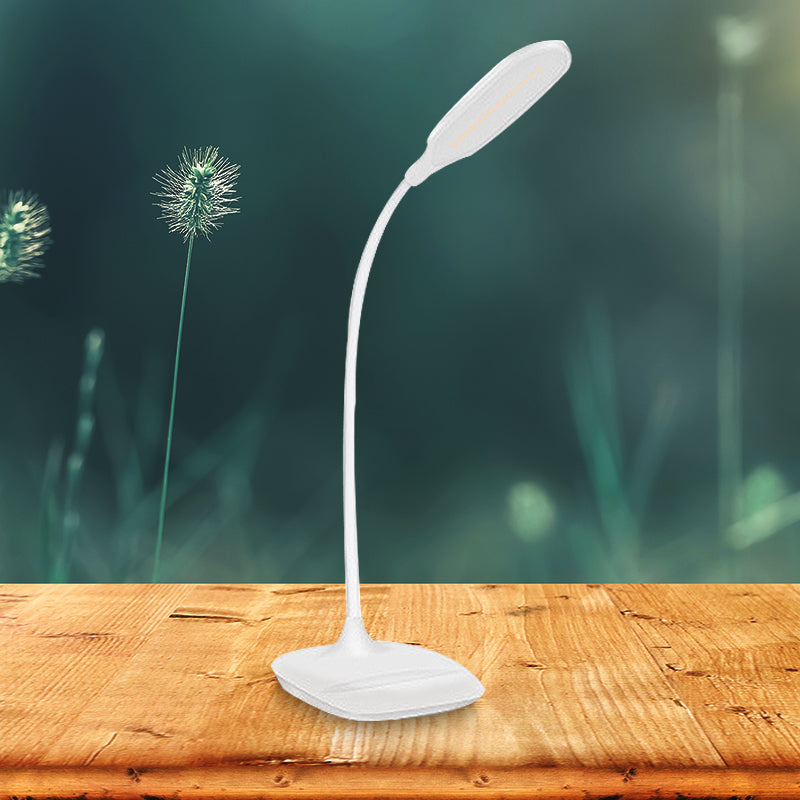 Blaue/Rosa/Weiße LED Schreibtischlampe Zeitgenössischer Stil Plastik Tischlampe für Nachttisch Studium