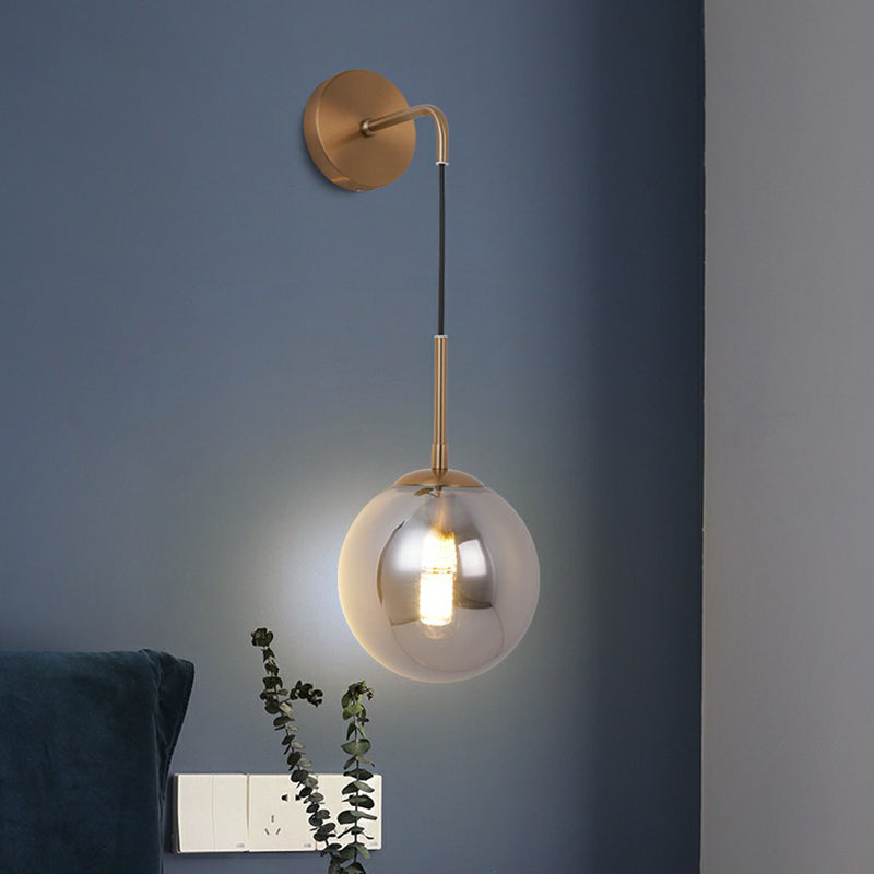 Frendorf | Silberne Glasball Wandlampe Einfache Einzelne Messing Wandmontierte Leuchte für Schlafzimmer