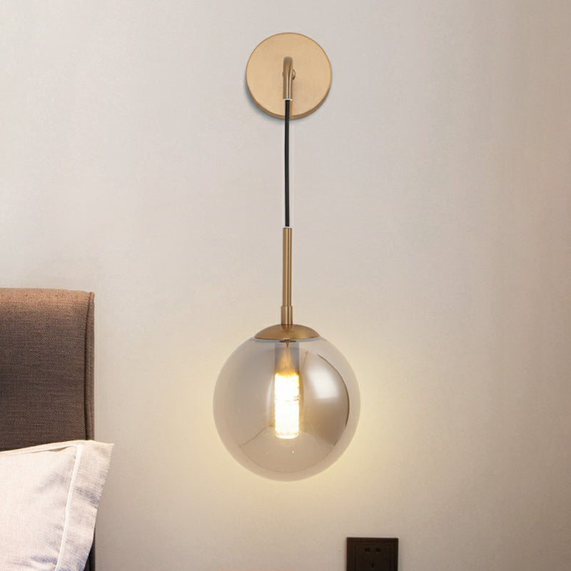 Frendorf | Silberne Glasball Wandlampe Einfache Einzelne Messing Wandmontierte Leuchte für Schlafzimmer
