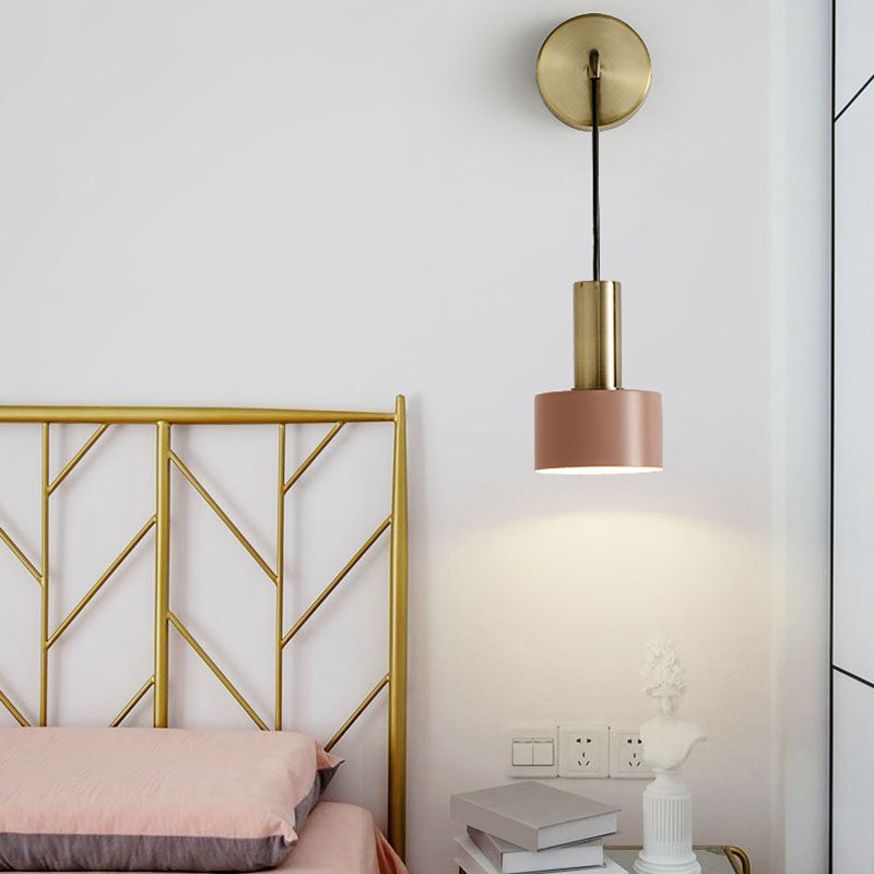 Frendorf | Postmoderne Kleine Wandhängende Lampe Metallic Einzel-Glühbirne Nachttisch Lesewandlampe