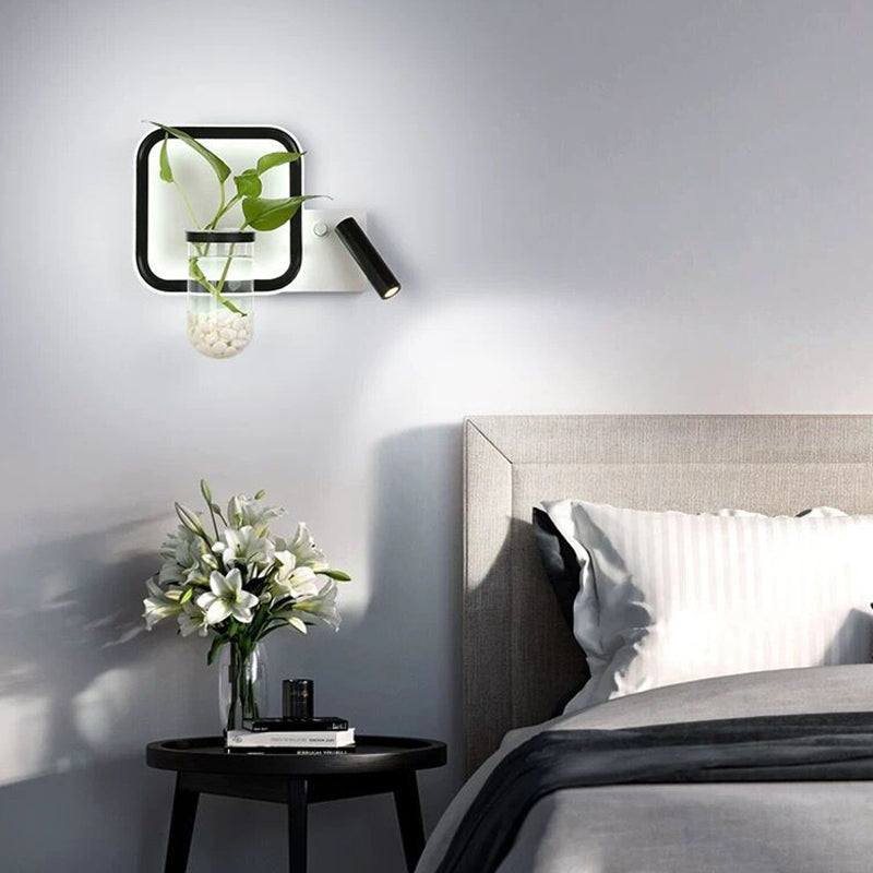 Frendorf | Decoratieve Lusvormige Wandlamp Metalen LED Wandlamp met Spot en Plantenpot in Zwart-Wit