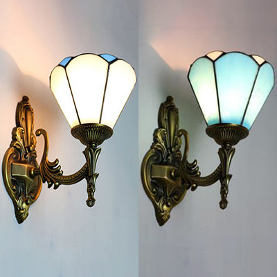 Frendorf | Vintage stijl kegellamp wandverlichting glas-in-lood 1 licht woonkamer wandlamp in wit/blauw