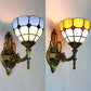 Frendorf | Wand Sconces Lampe Retro Tiffany Buntglas 1 Licht Wandmontage Licht in Gelb/Blau für Flur