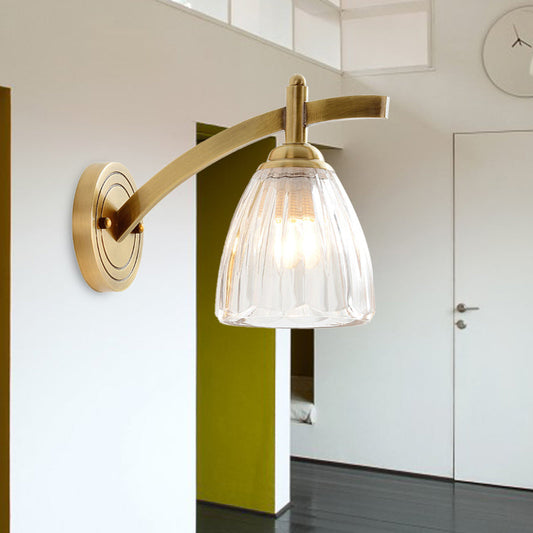 Frendorf | 1 Glühbirne Kegel Wandleuchte Traditionelles Metall Wandbeleuchtung Fixture in Gold mit geripptem Glasschirm für Nachttisch
