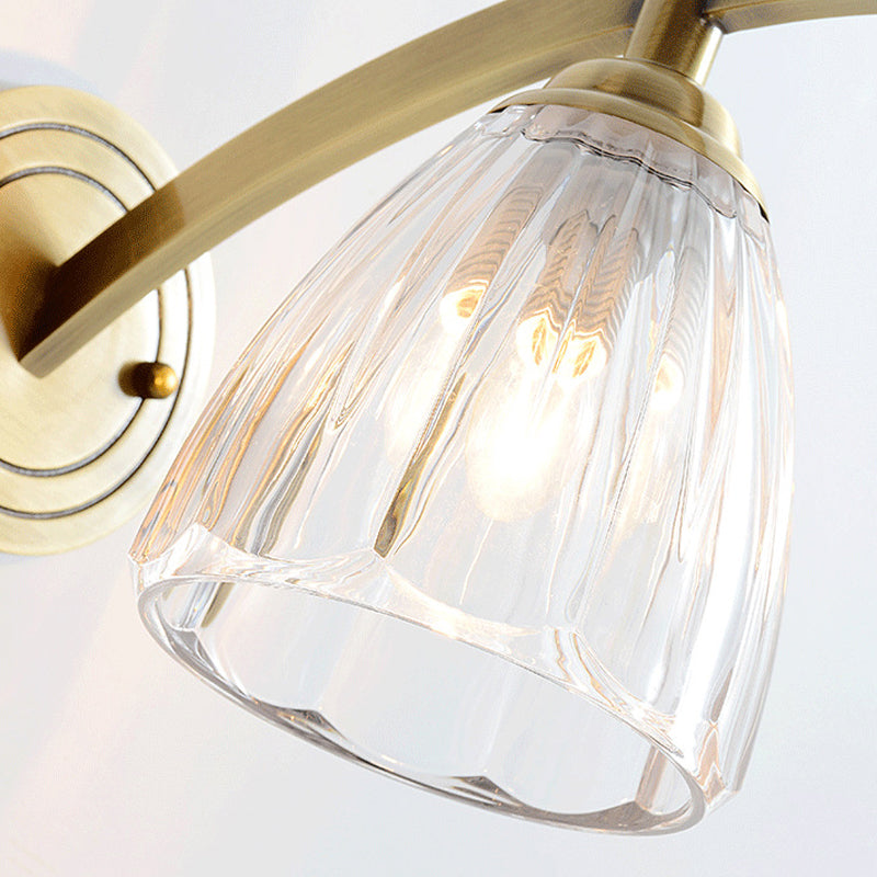 Frendorf | 1 Glühbirne Kegel Wandleuchte Traditionelles Metall Wandbeleuchtung Fixture in Gold mit geripptem Glasschirm für Nachttisch