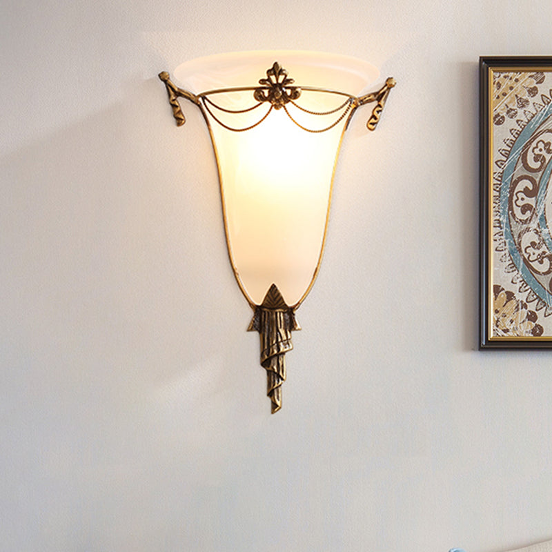 Frendorf | Messing Wandlamp Traditionary Opal Glas 1 Hoofd Muur Gemonteerde Verlichting voor Naast het Bed