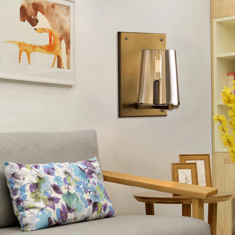 Frendorf | 1 Glühbirne Wohnzimmer Wandleuchte Lampe Tradition Schwarz/Gold Wandbeleuchtung Fixture mit Kegel Klarglas-Schirm