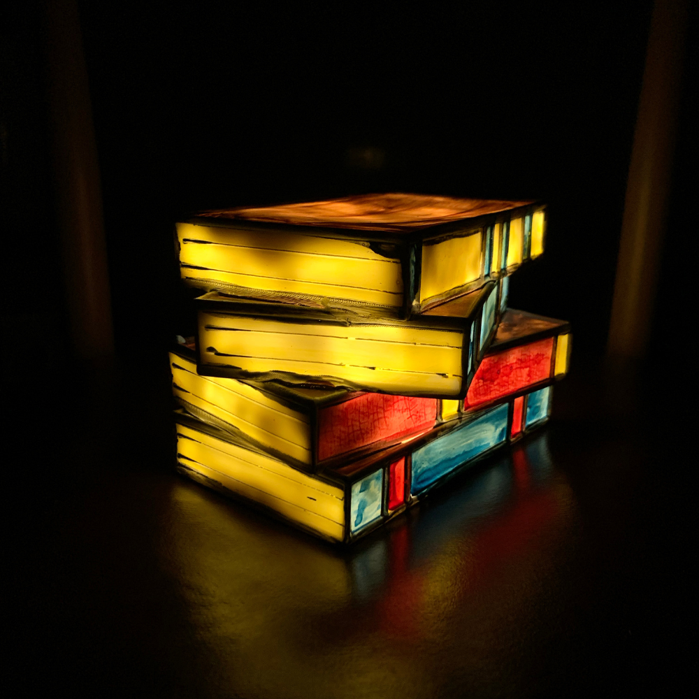 Buntglas-Bücherlampe