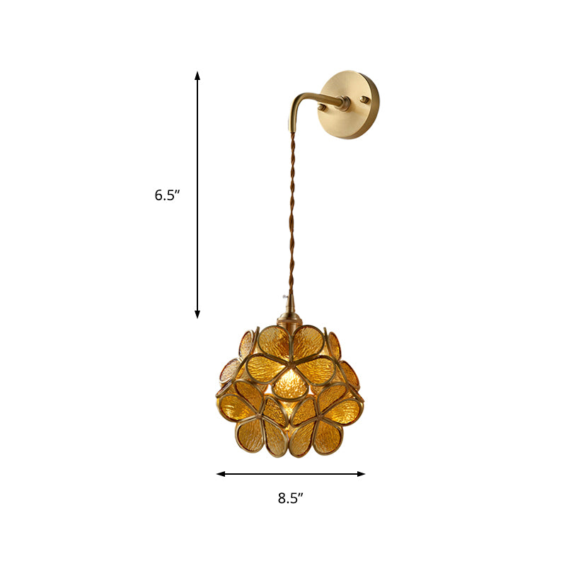 Frendorf | 1 Glühbirne Schlafzimmer Wandschalter Lampe Traditionelle Wandbeleuchtung mit Blumen weiß/rosa/blauem Glas-Schirm