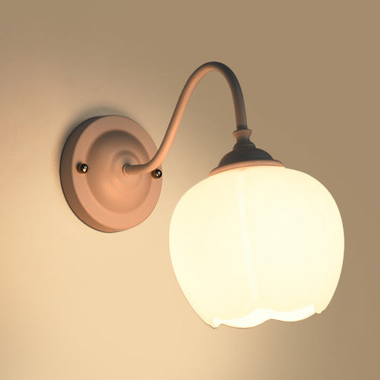 Frendorf | 1-Light Blumenknospen Wandleuchte Lampe Landhausstil Weiße Glas Wandbeleuchtung mit Gänsekielarm