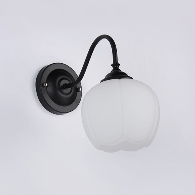 Frendorf | 1-Light Blumenknospen Wandleuchte Lampe Landhausstil Weiße Glas Wandbeleuchtung mit Gänsekielarm
