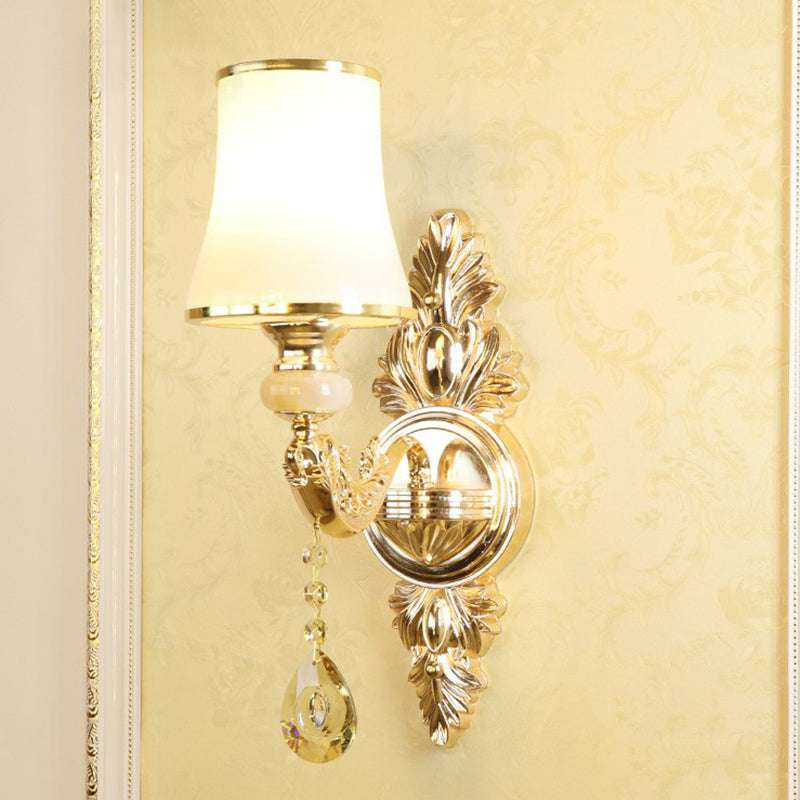 Frendorf | Faux Kerzen Wandleuchte Traditionelle Metall Wandlampe mit Schirm und Kristallanhänger